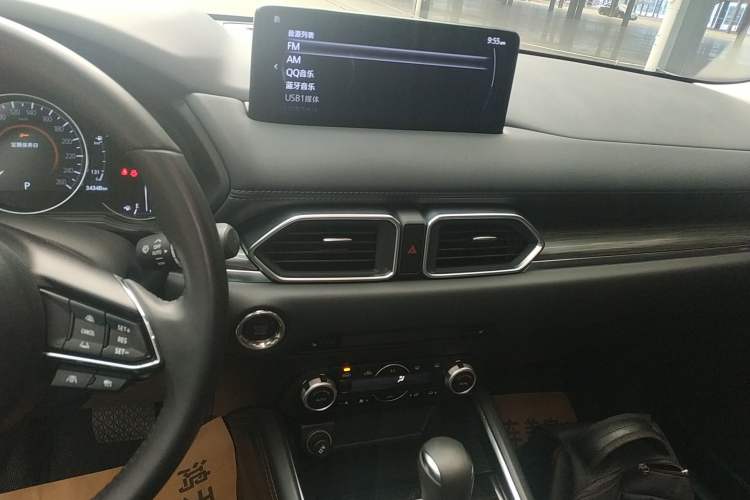 Used Mazda CX-5 2022 2.5L Automatic Two-Wheel Drive ZhiZun Version Audio And AC Panel