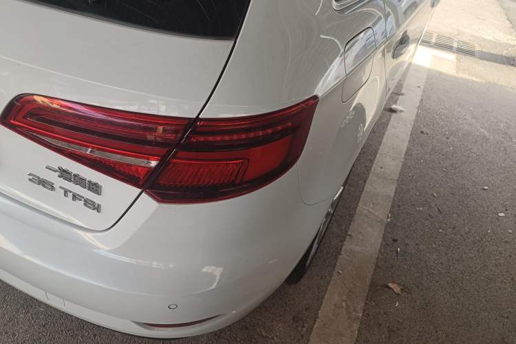 Used Audi A3 2018 30th Anniversary Edition Sportback 35 TFSI Ambition Model
