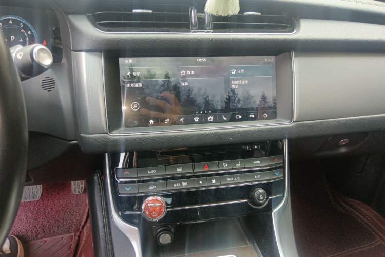 Used Jaguar XFL 2018 XFL 2.0T 250 PS Premium Edition
