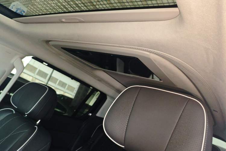 Used XPeng X9 2024 702 Ultra-Long Range Pro