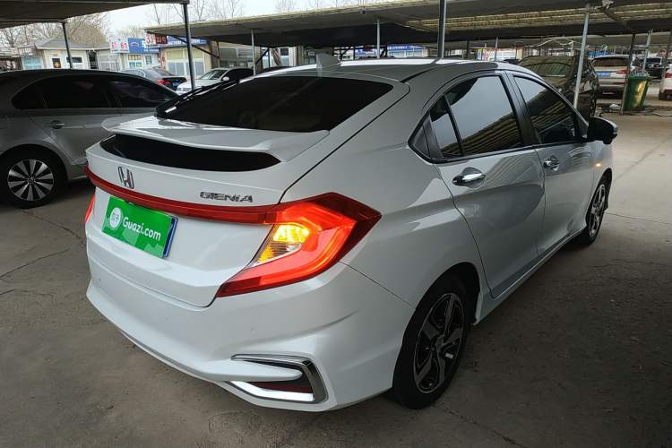 Used Honda Gienia 2017 1.5L CVT Luxury Edition
