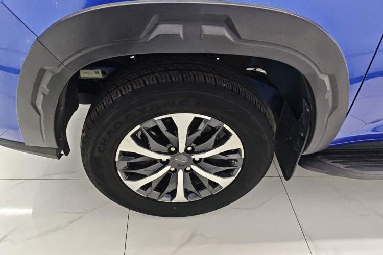 Used SAIC MAXUS Xingji 2023 Starry L 2.0T Diesel Automatic 2WD Elite Edition Long Bed
