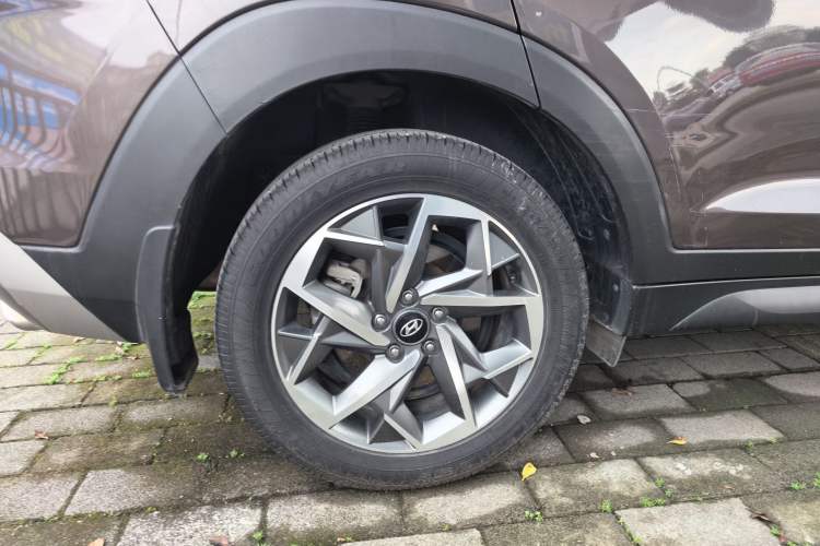 Used Hyundai Tucson 2019 280TGDi Dual-Clutch Two-Wheel Drive Fashion Edition China V Standard Right Rear Wheel Hub