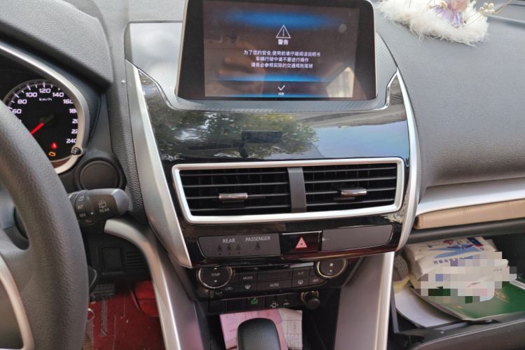 Used Mitsubishi Eclipse Cross 2019 1.5T CVT Two-Wheel Drive Fearless Edition China VI Standard Audio And AC Panel