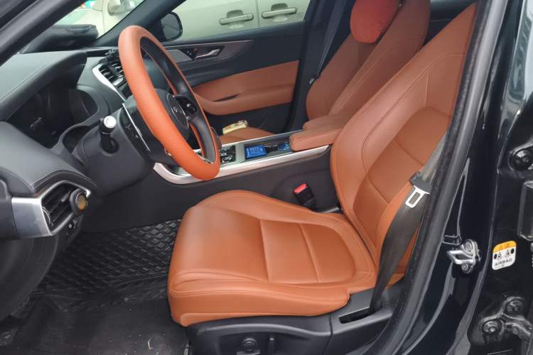 Used Jaguar XEL 2021 2.0T 250 PS R-DYNAMIC S Advanced Sport Edition Left Front Seat