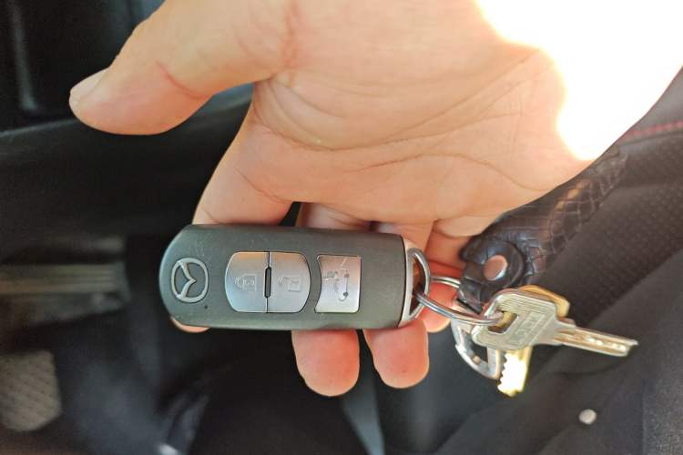 Used Mazda 3 Axela 2017 Sedan 1.5L Automatic Comfort Model Emission Standard China V
