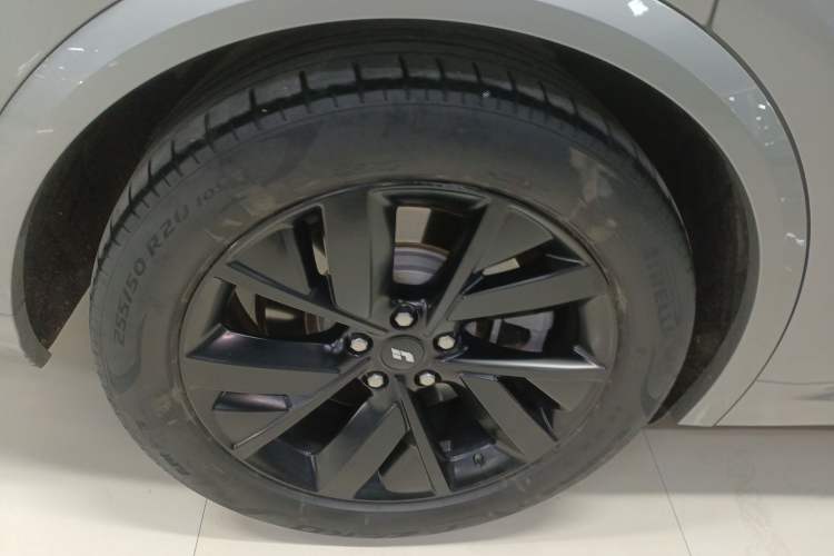 Used Li Auto L8 2023 Pro Model