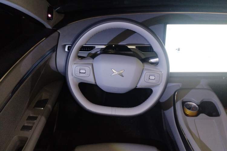 Used XPeng MONA M03 2025 502 Long-Range Max Steering Wheel