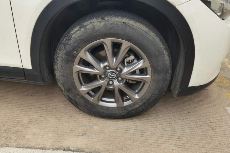 Used Mazda CX-4 2018 2.0L Automatic Two-Wheel Drive Blue Sky Premium Upgrade Version China VI Standard Right Front Wheel Hub