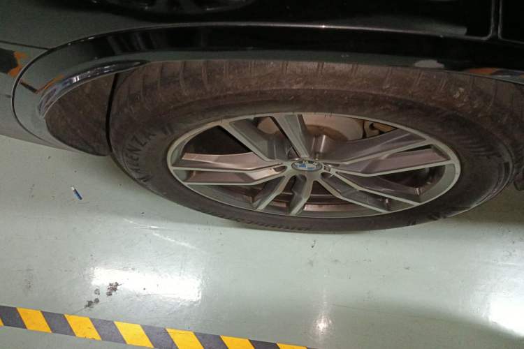 Used BMW X3 2018 xDrive28i M Sport Package China VI Right Rear Wheel Hub