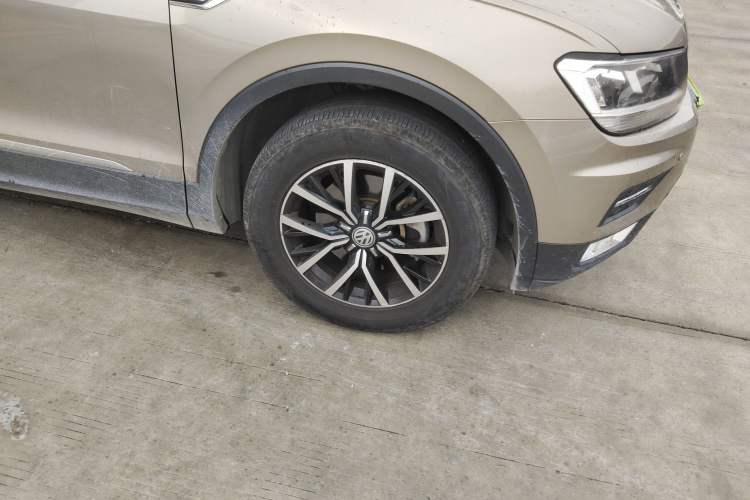 Used Volkswagen Tiguan L 2017 330TSI Automatic Two-Wheel Drive Comfort Edition
