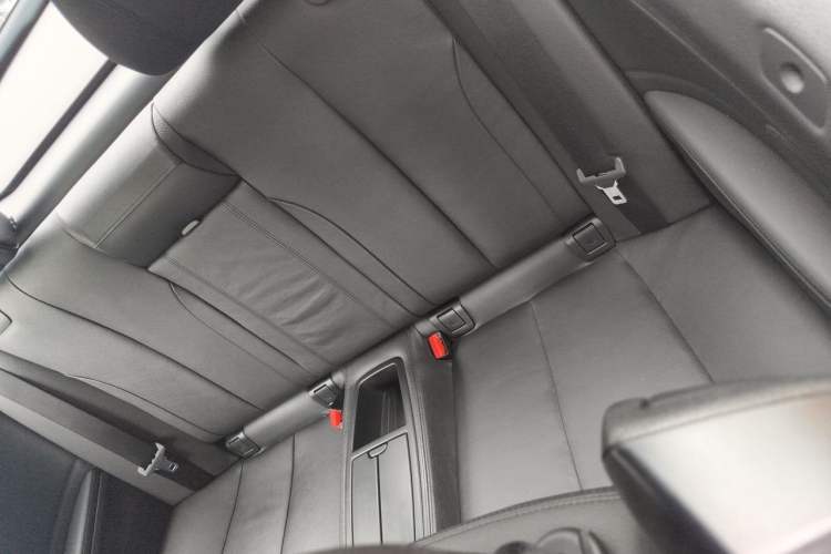 Used BMW 4 Series 2014 420i Convertible Fashion Model