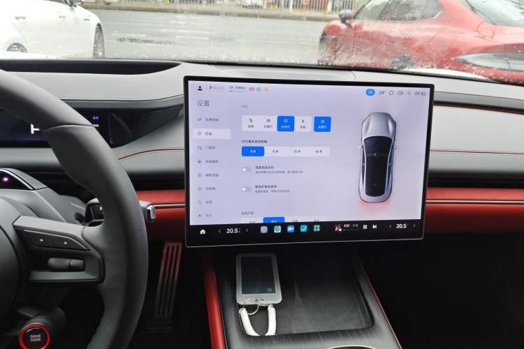 Used Xiaomi Auto SU7 2024 Four-Wheel Drive Ultra-Long Range Advanced Intelligent Driving Max Edition Audio And AC Panel