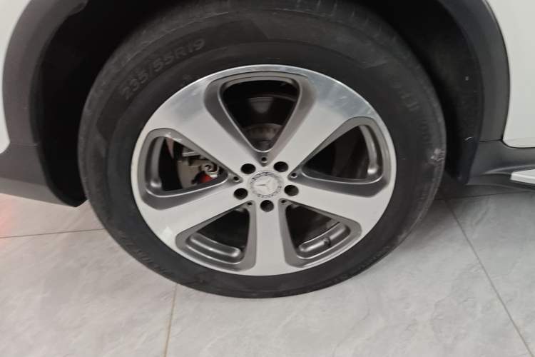 Used Mercedes-Benz GLC 2016 GLC 260 4MATIC Luxury Model