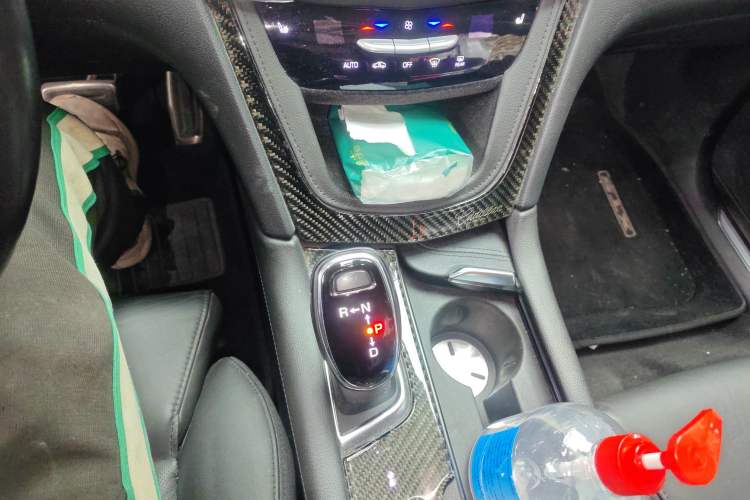 Used Cadillac XT5 2017 Anniversary Edition 28T Four-Wheel Drive Luxury Model