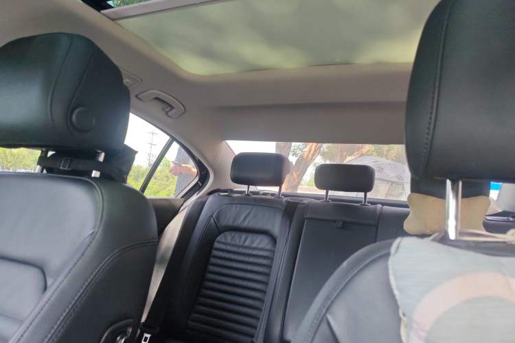 Used Volkswagen Magotan 2019 330TSI DSG Leading Model China VI Standard
