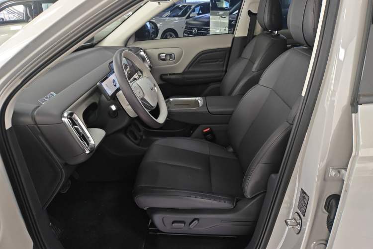 Used Leapmotor B10 2025 510 Joyful Edition
