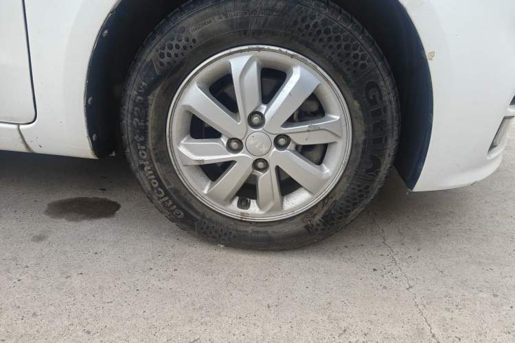 Used Kia K2 2015 Sedan 1.4L MT GLS