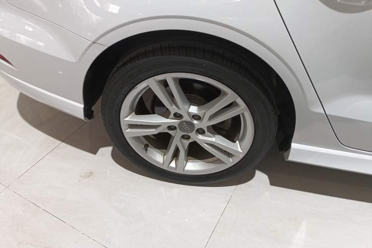 Used Audi A3 2019 Limousine 35 TFSI Fashion Edition China VI Emission Standard Exterior 5