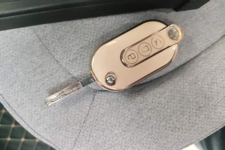 Used Wuling Hongguang MINIEV 2022 Macaron Premium Model – Lithium Iron Phosphate
