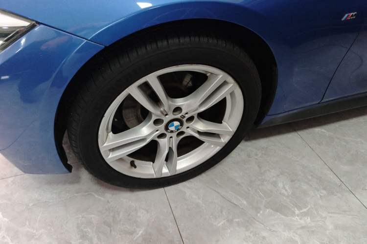 Used BMW 3 Series 2017 320Li M Sport Edition Left Front Wheel Hub
