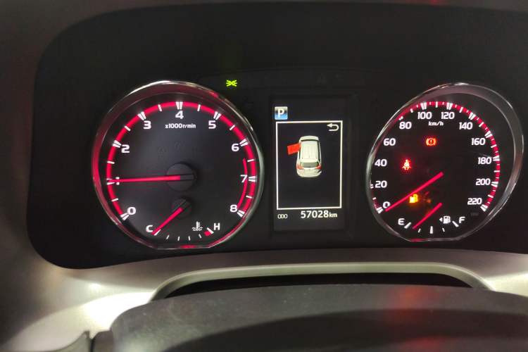 Used Toyota RAV4 2016 2.0L CVT Two-Wheel Drive Smart Edition China V Standard Instrument Cluster