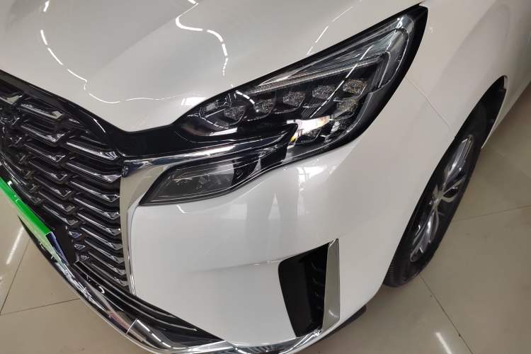 Used Buick GL8 2023 ES Lu Zun Comfort Model
