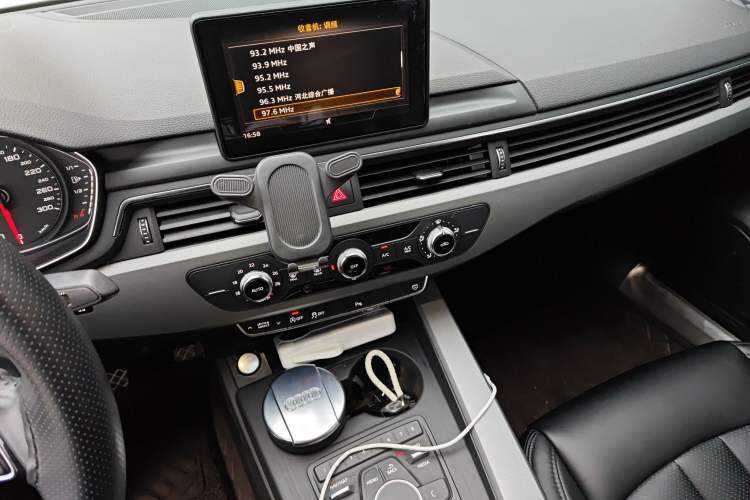 Used Audi A4L 2018 30th Anniversary Edition 40 TFSI Trendy Model
