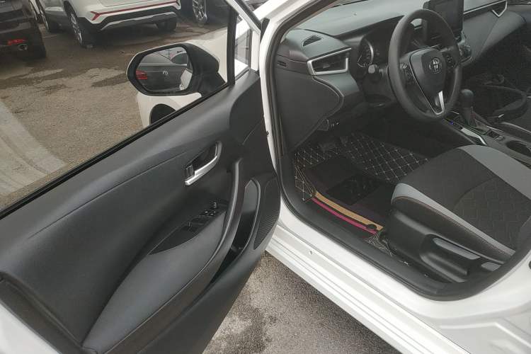 Used Toyota Corolla 2022 1.2T S-CVT Pioneer PLUS Edition
