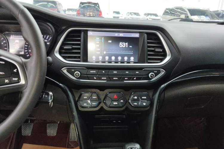 Used GAC Trumpchi GS4 2017 235T Manual Two-Wheel Drive Luxury Edition