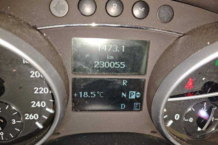 Used Mercedes-Benz R-Class 2011 R 350 L 4MATIC
