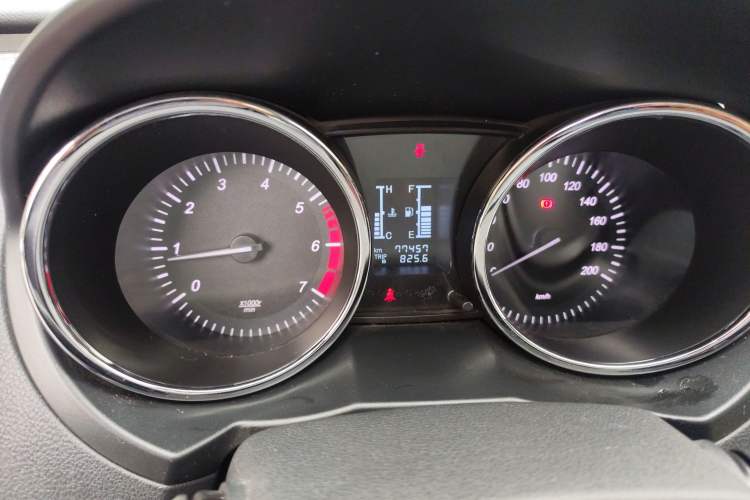 Used HYOSOW S3 2016 1.5L Manual Luxury Edition China IV Emission Standard
