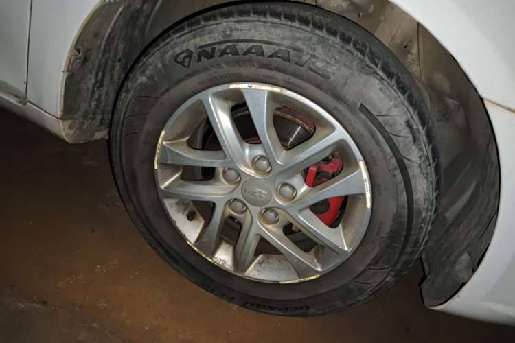 Used Geely Auto Emgrand 2017 Sedan Million Edition 1.5L CVT Luxury Model
