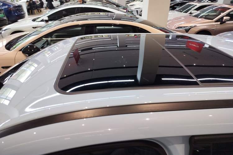 Used ORA Good Cat 2021 400km Standard Range Venus Edition Lithium Iron Phosphate