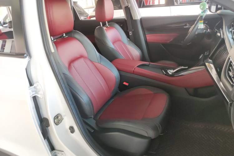 Used Dongfeng Aeolus AX7 2022 Mach Edition 1.5T DCT DF41 Right Front Seat