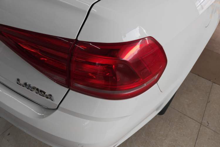 Used Volkswagen Lavida 2017 1.6L Automatic Comfort Edition