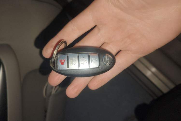 Used Nissan Sunny 2011 1.5XV CVT Deluxe Edition
