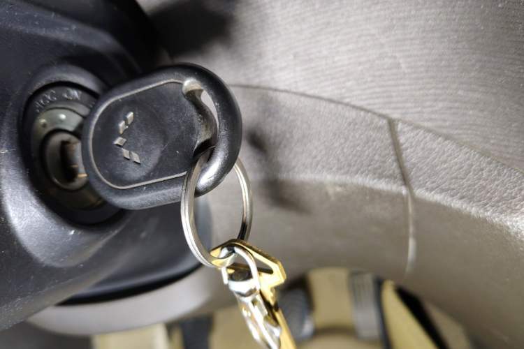 Used Wuling Hongguang 2014 1.5L S Standard Version Vehicle Key