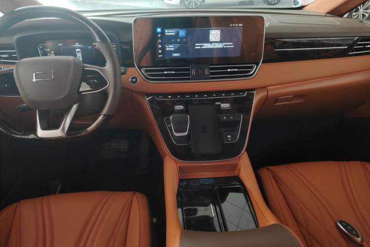 Used Bestune M9 2023 2.0T Ultimate Edition
