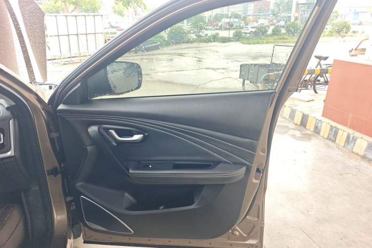 Used JETOUR X70M 2021 1.5T Manual Urban Partner 7-Seater
