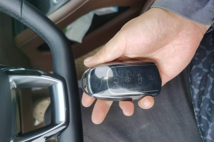 Used Chery Arrizo 8 2023 High-Performance Edition 2.0T DCT Powerfully Equipped
