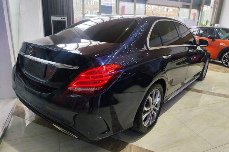 Used Mercedes-Benz C-Class 2018 C 180 L Fashion Edition Sport Version
