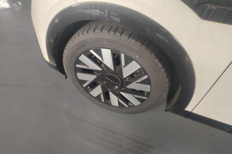 Used Zeekr MIX 2025 Long-Range Intelligent Driving Edition
