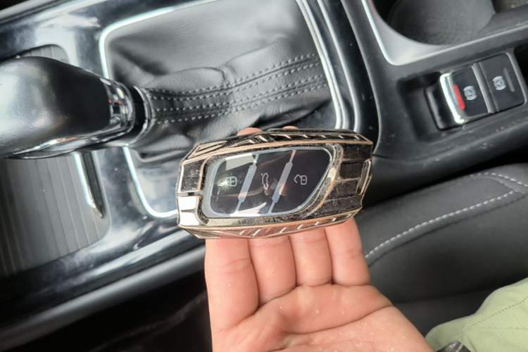 Used Roewe i5 2019 1.5L Automatic 4G Connected Linghao Edition Vehicle Key