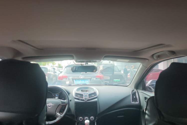 Used Haima S5 2015 1.6L Manual Luxury Model with Sunroof
