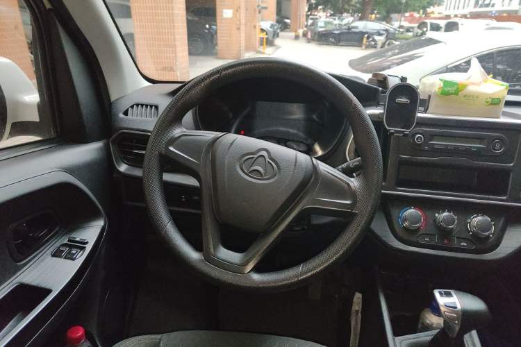 Used CHANGAN KAICHENG Ruixing EM60 2024 Comfort Model 6 Seats 41.86 kWh Side-Hinged Doors Steering Wheel