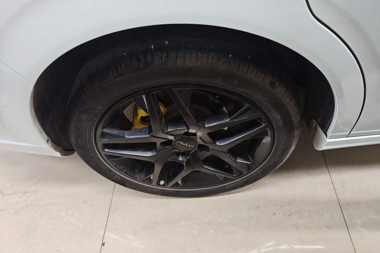 Used Dongfeng Aeolus Yixuan 2023 Mach Edition 1.5T Automatic Dream-Chasing Rider Version