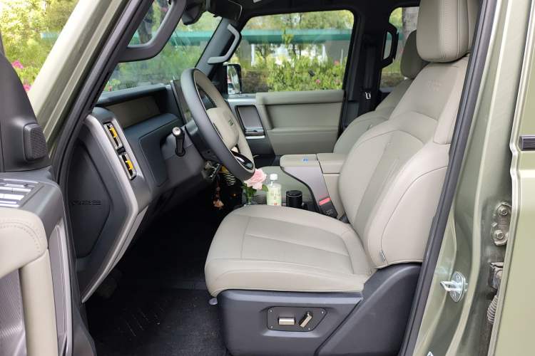 Used iCAR V23 2025 401 Two-Wheel Drive Advanced Edition Left Front Seat