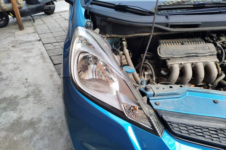 Used Honda Fit 2011 1.3L automatic comfort version