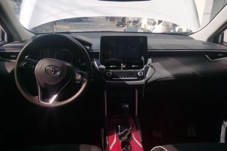 Used Toyota FRONTLANDER 2022 2.0L CVT Leading Edition
